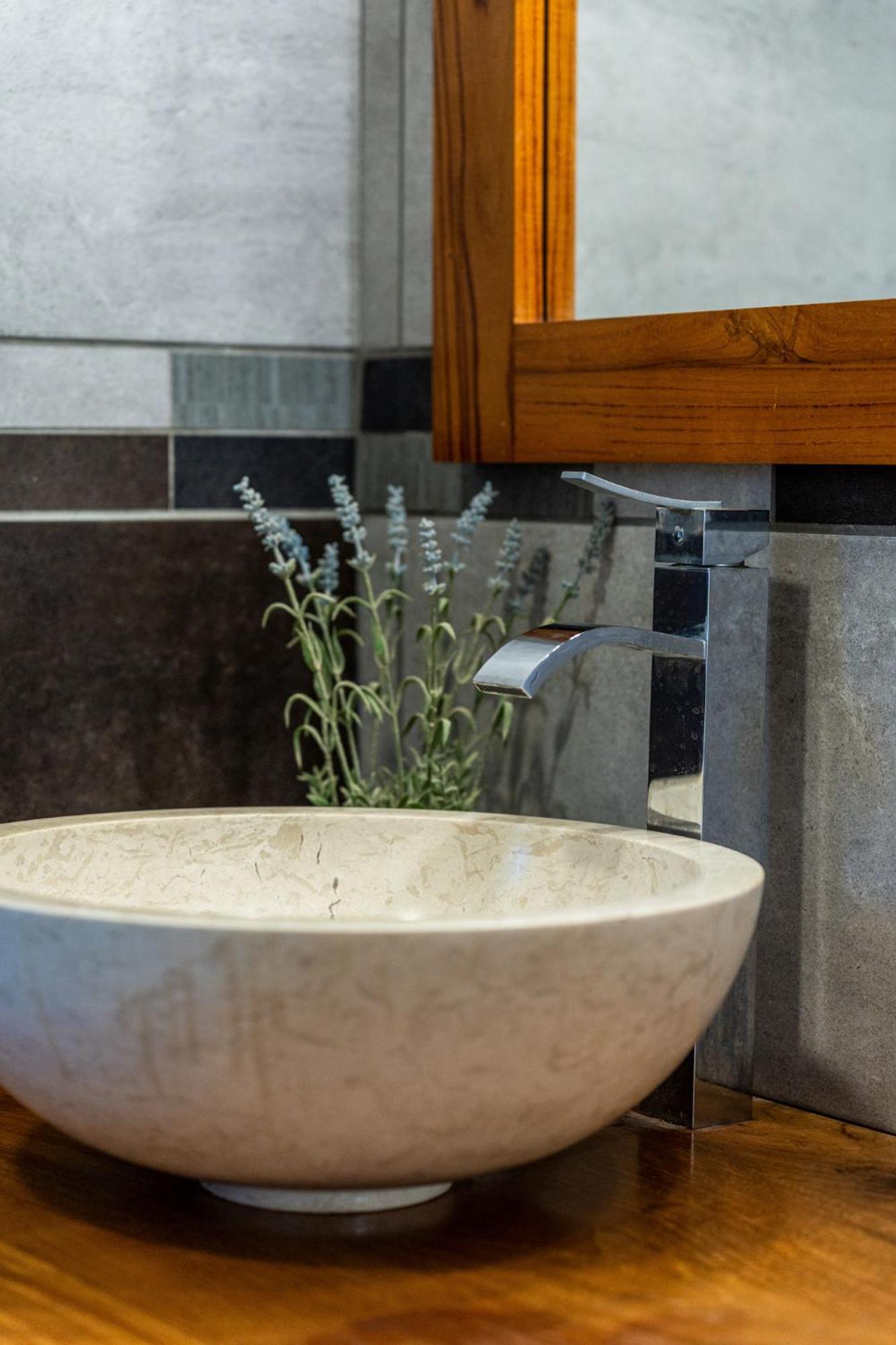 Villa Et Grand Jacuzzi Six Personnes, En Pleine Nature サン・ジョゼフ エクステリア 写真